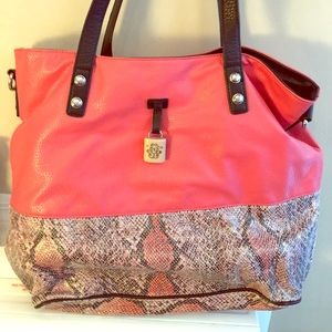 Jessica Simpson bag